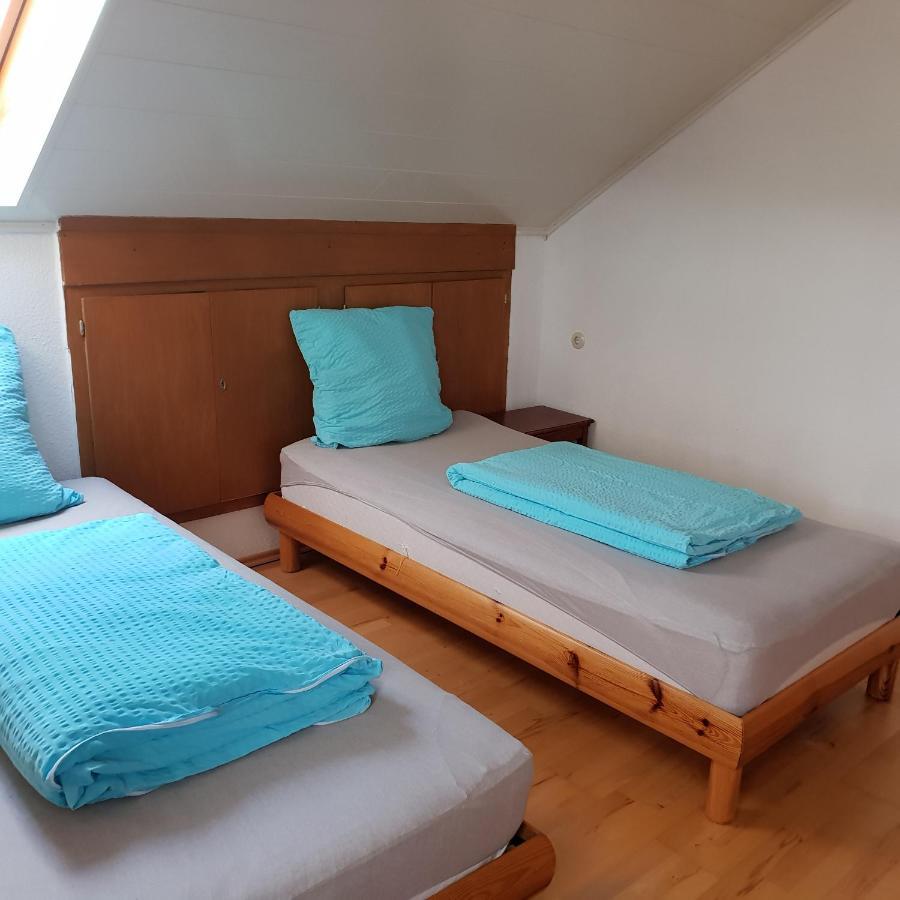 Ferienhaus Rhoenspass Mosbach  Zewnętrze zdjęcie